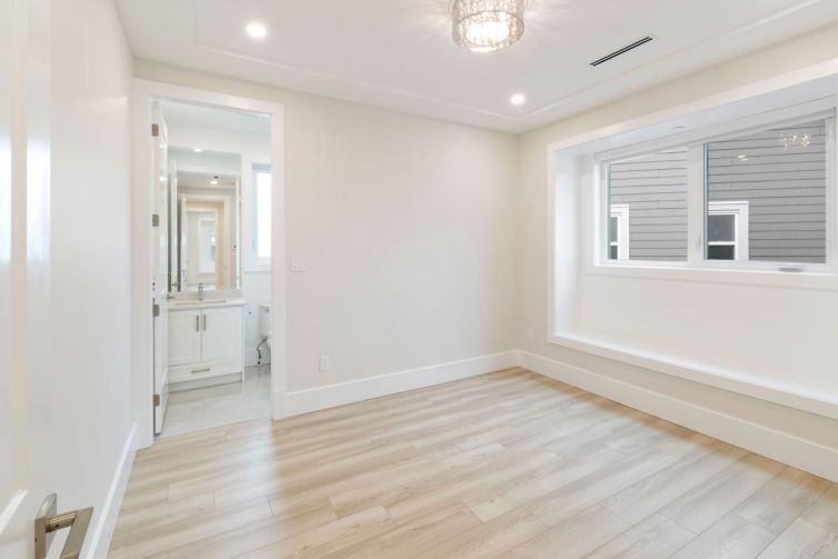 6591_Goldsmith_Drive_EsgeeCorporate-bedroom1