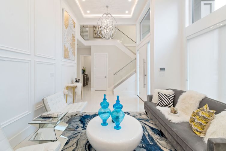 6591_Goldsmith_Drive_EsgeeCorporate-entry