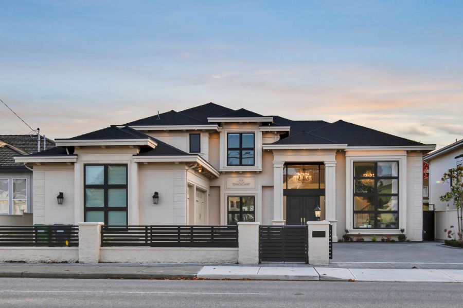 Beautiful Richmond Home Photography and Feature Sheet